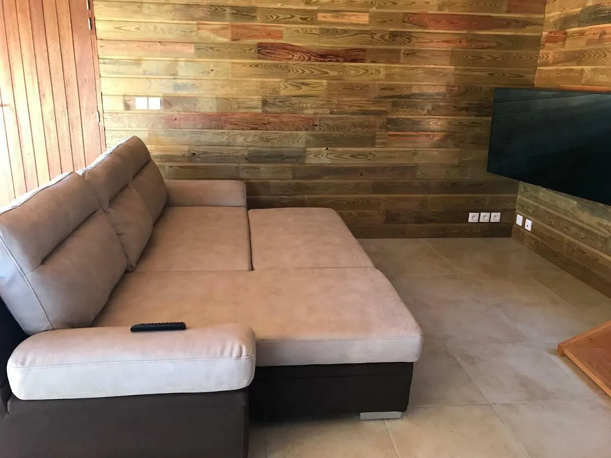 Villa Neuve De Standing En Bois Avec Piscine Sainte-Anne