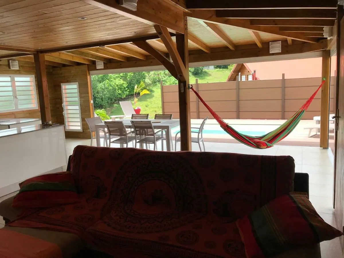 Villa Neuve De Standing En Bois Avec Piscine Sainte-Anne