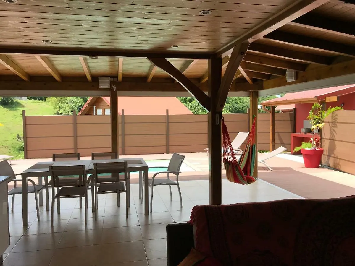 Villa Neuve De Standing En Bois Avec Piscine Sainte-Anne